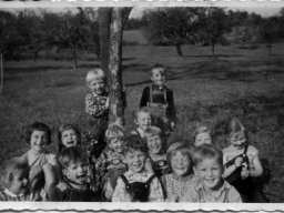 kindergarten-kinder um 1959  2
